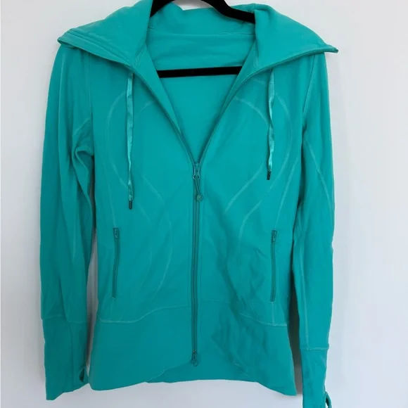Lululemon Stride Jacket in Lagoon - Picture 1 of 4